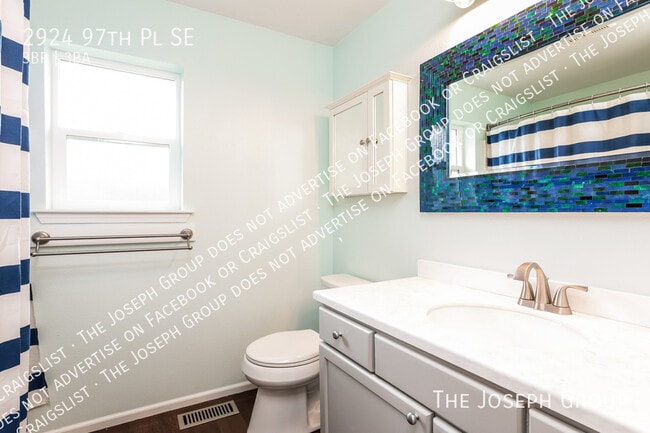 Building Photo - 2924 97th Pl SE