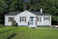 Building Photo - 2874 Blount St