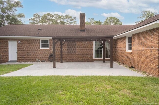 Building Photo - 401 Southwick Dr