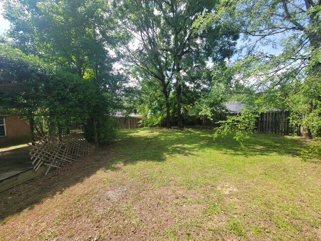 Building Photo - 4740 Waltons Cir