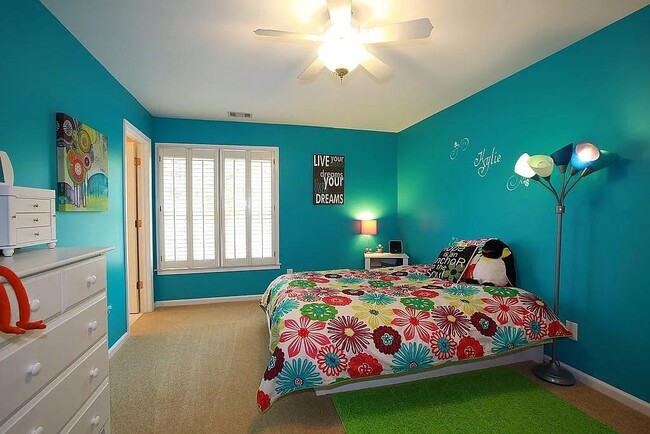 Building Photo - 200 Azalea Cove Ln