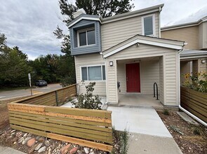 Building Photo - 694 Walden Cir