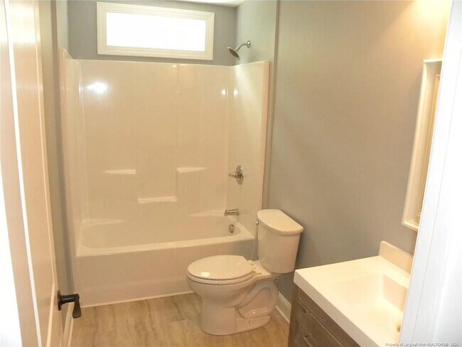 Building Photo - 149 Union Church Rd