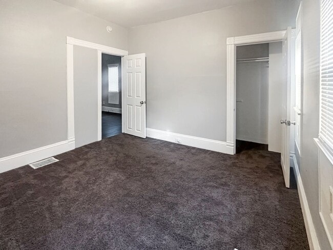 Building Photo - 441 Crosby St NW