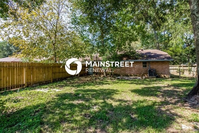Building Photo - 3 Bedroom Pet-Friendly Home in Porter, TX ...