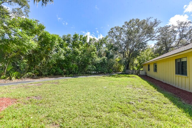 Building Photo - 40 River Ridge Trail