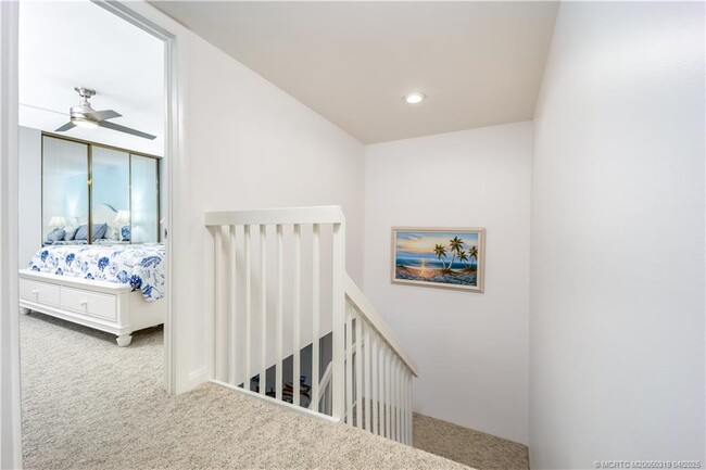 Building Photo - 2512 SW Danbury Ln