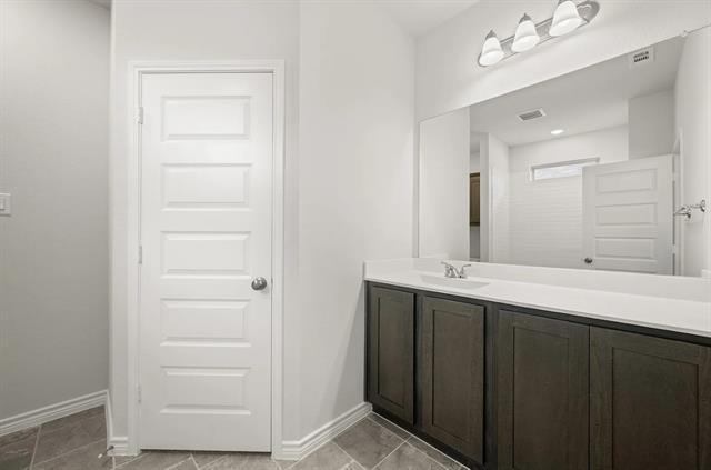 Building Photo - 402 Saddle Ln