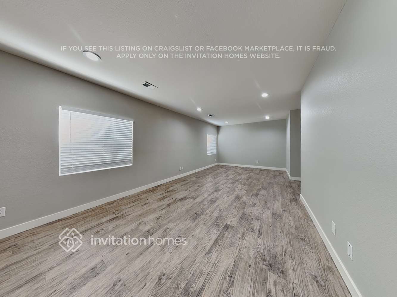 Building Photo - 8332 Meadowcrest Dr