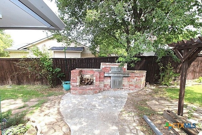 Building Photo - 1110 Timmons Dr