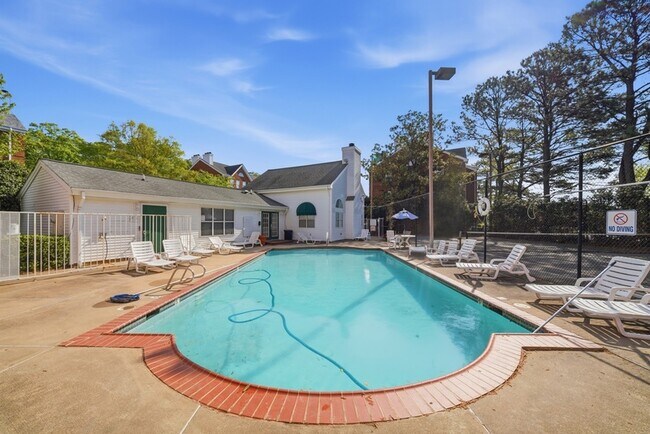 Building Photo - 205 Westover Ave