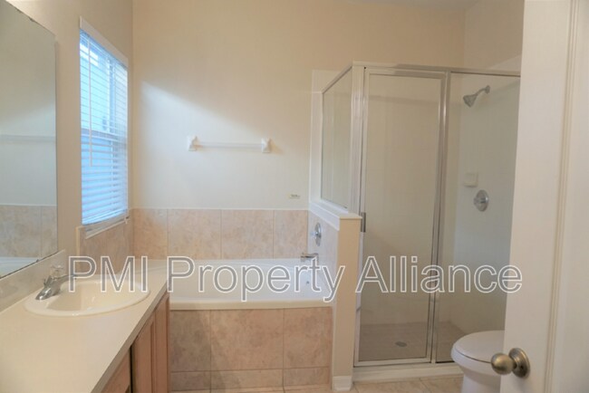 Building Photo - 13156 Social Ln