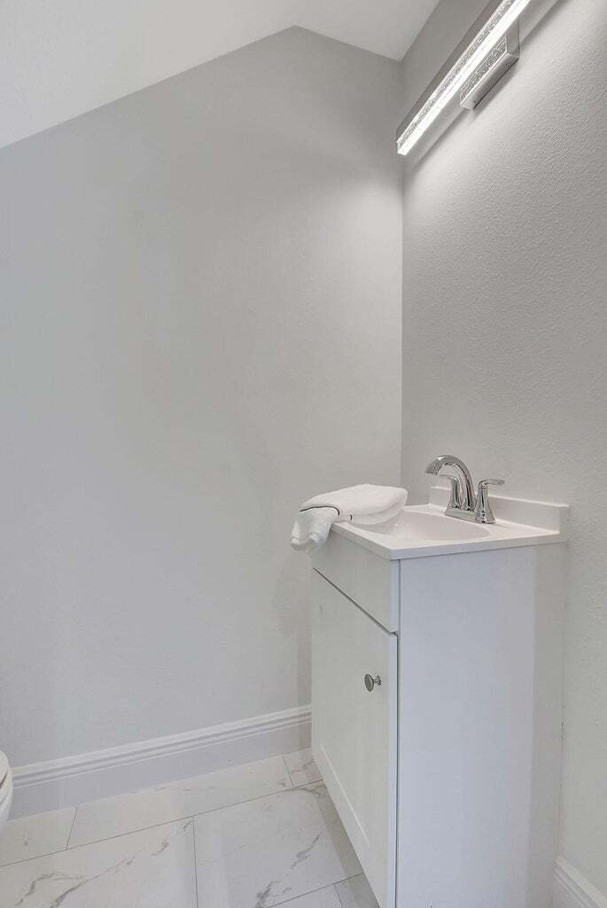 Building Photo - 3871 Patio Ct