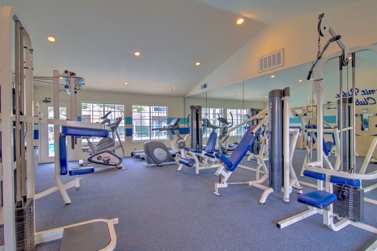 Building Photo - 10808 Aderman Ave