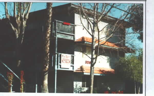 320 N Juniper St Building Photo - 320 N Juniper St