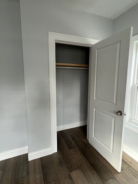 Master bedroom closet - 635 Broadway St