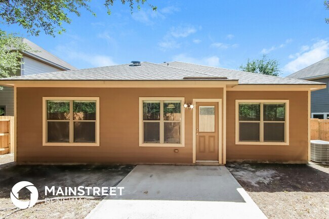 Building Photo - 2046 Lost Pine Ct