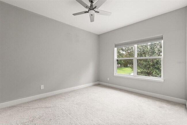 Building Photo - 2813 Roseglen Way