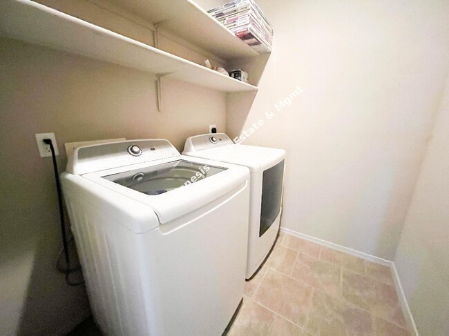 Building Photo - 2bd/2ba condo in Villas at Hacienda Del Sol