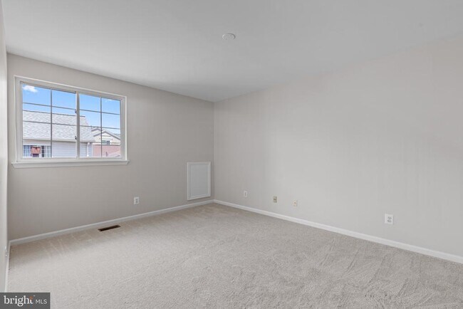 Building Photo - 43290 Rush Run Terrace