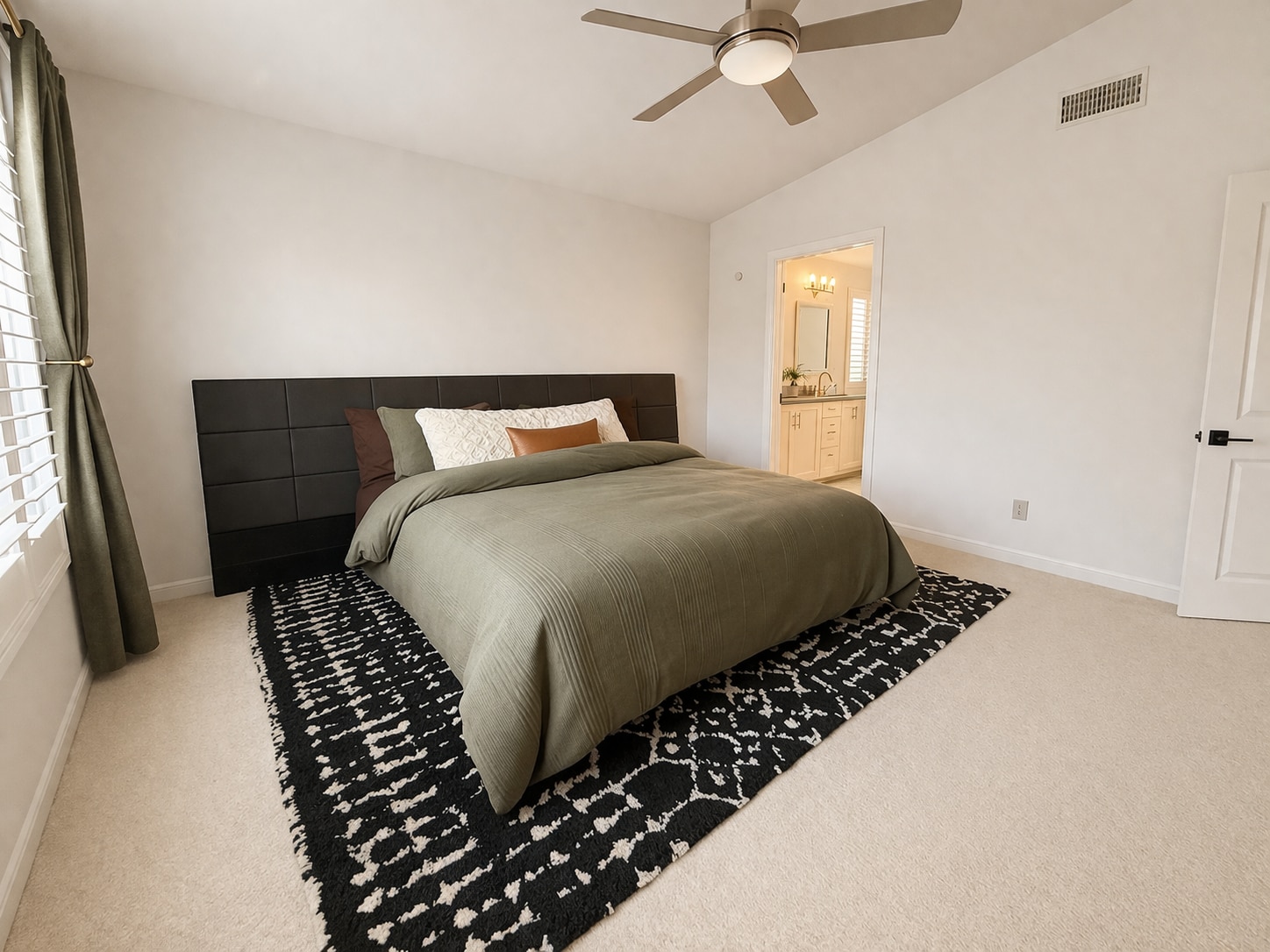 Building Photo - 7629 Valley Green Dr