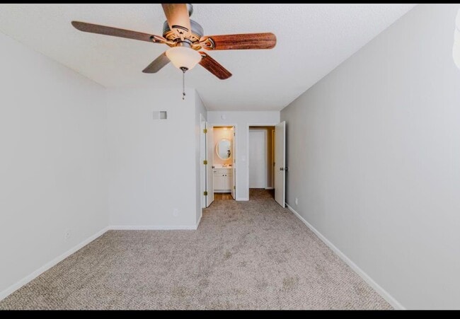Building Photo - 6809 W 149th Terrace