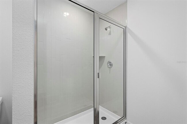 Building Photo - 552 Bay Leaf Dr