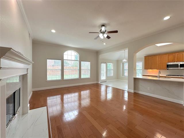 Building Photo - 1579 Poets Way