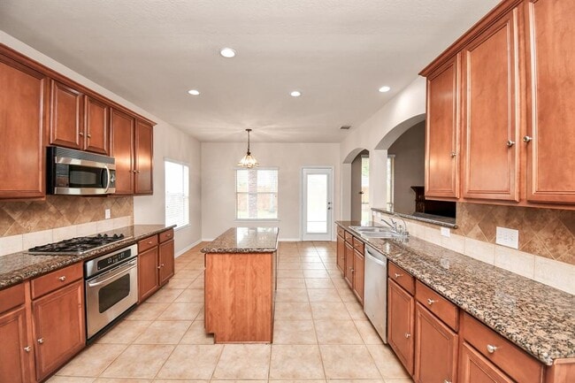 Building Photo - 2523 Sunstone Ln