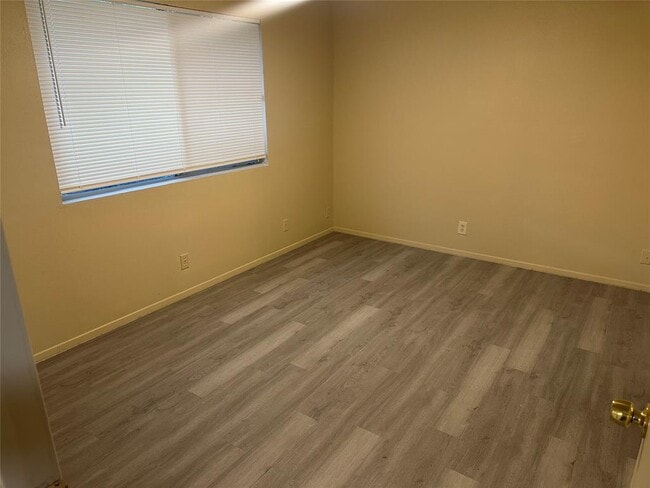 Building Photo - 2602 S Bagdad Rd