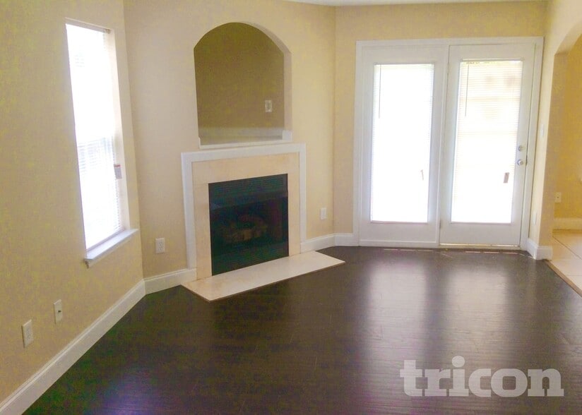 Building Photo - 621 Hoskins Ridge Ln