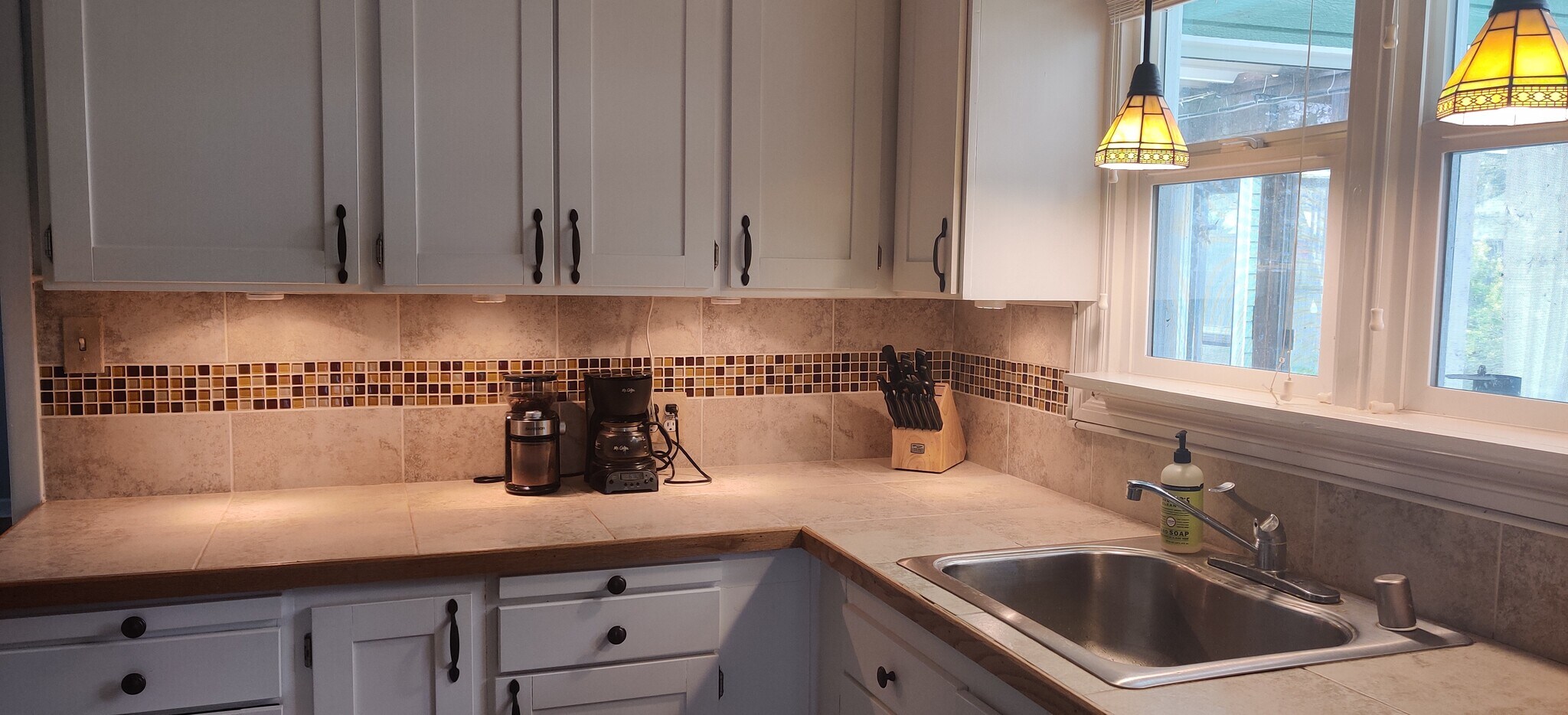 Building Photo - 822 CC St