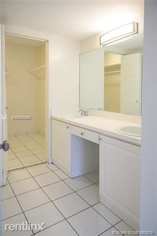 Building Photo - 2 br, 2 bath Condo - VILLA GRANDE CONDO