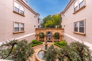 Building Photo - 1658 Camden Ave