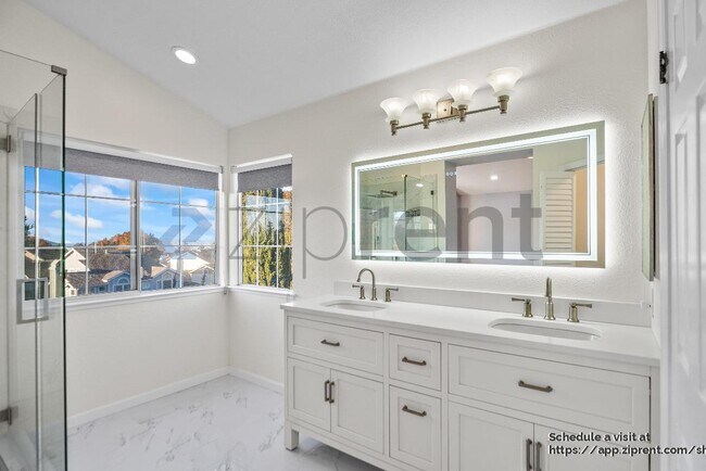 Building Photo - 281 Scotts Valley