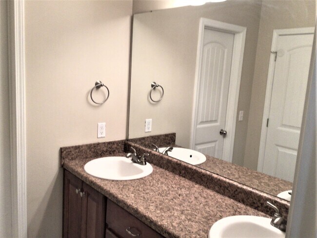 Building Photo - 133 Ohara Dr