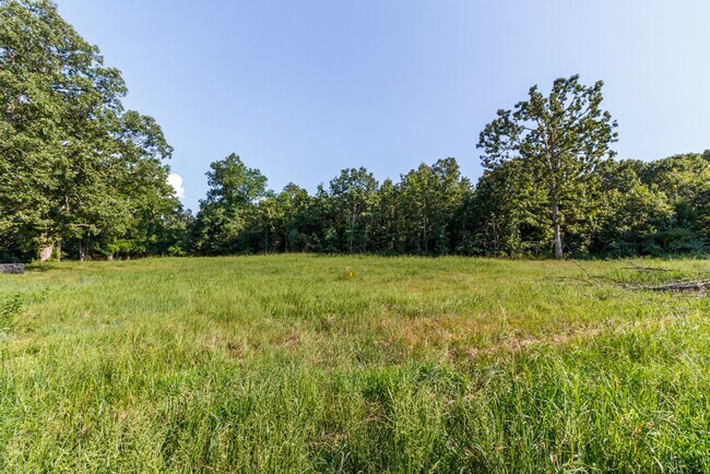 Building Photo - Updated Modern 3 Bedroom Manufactured Home!