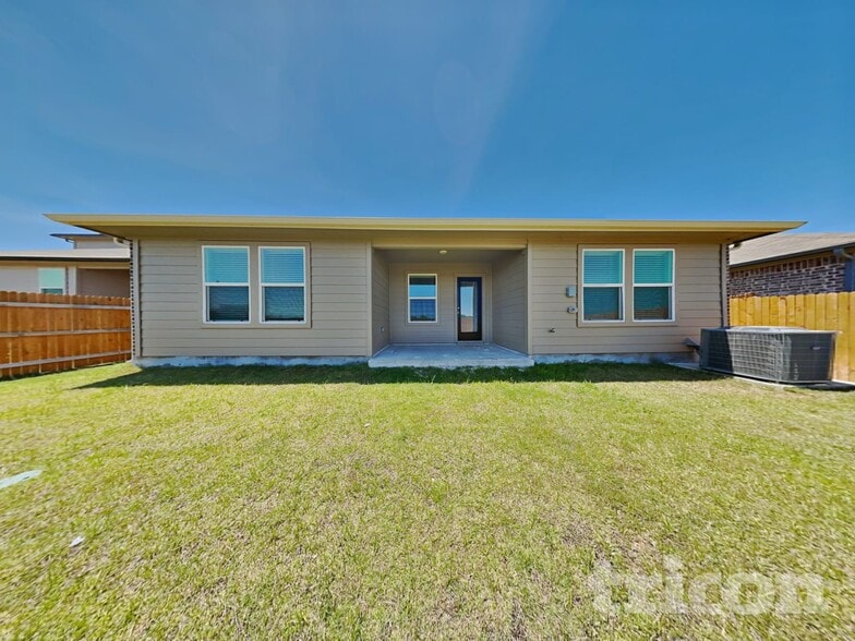 Building Photo - 128 Pronghorn Cir