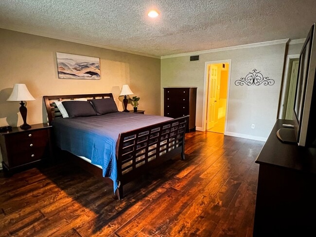 Building Photo - 28 Tangle Brush Dr