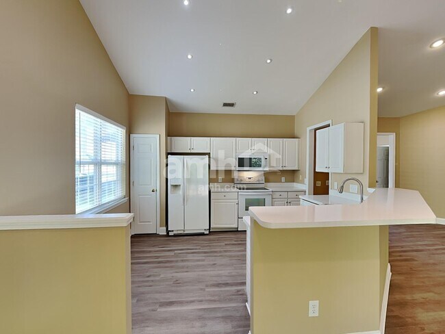 Building Photo - 9319 Stawell Dr