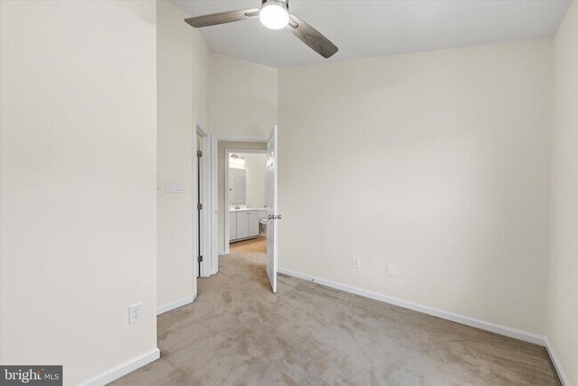 Building Photo - 20335 Briarcliff Terrace