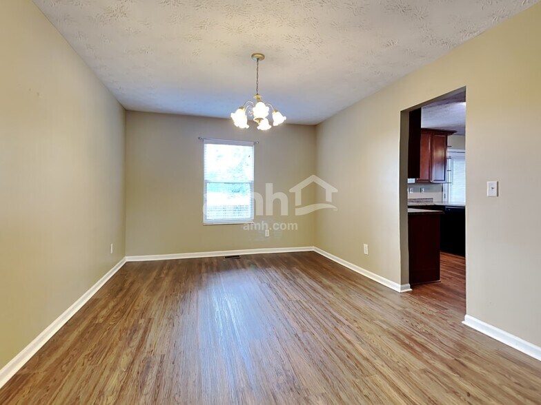 Building Photo - 505 Antietam Blvd