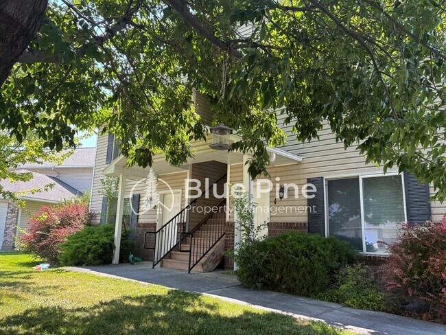 Building Photo - 3156 Chasewood Dr