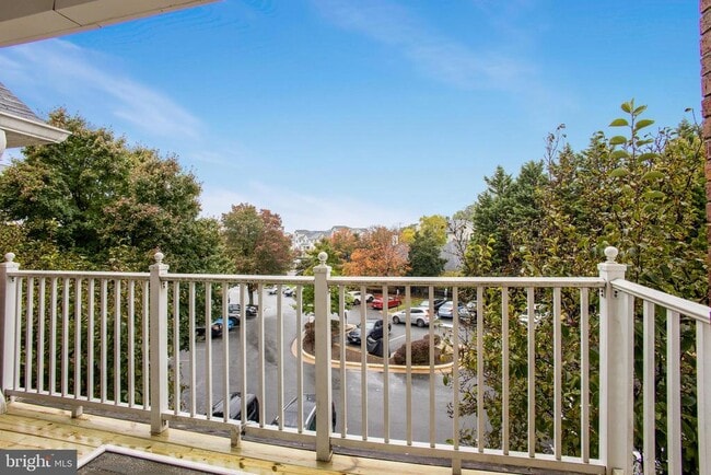 Building Photo - 12765 Fair Crest Ct