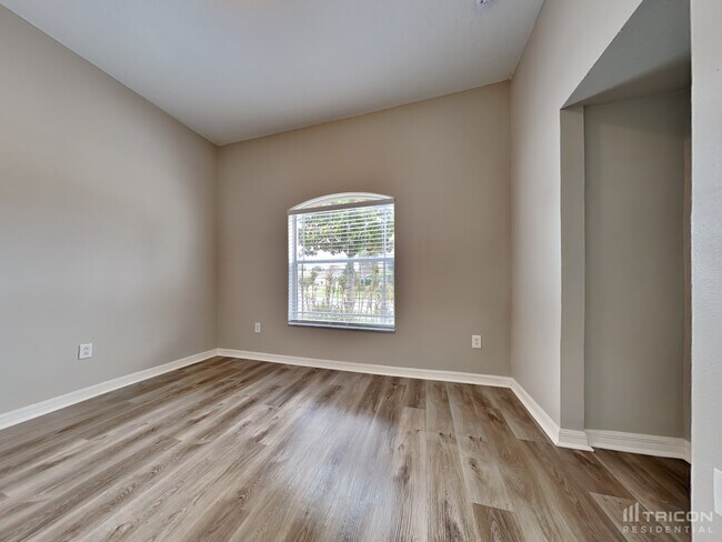 Building Photo - 9909 Jasmine Brook Cir