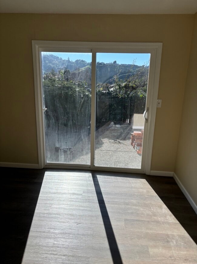 Building Photo - 3238 Colusa St