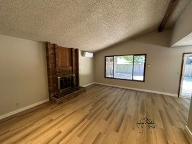 Building Photo - 2653 Erin Way