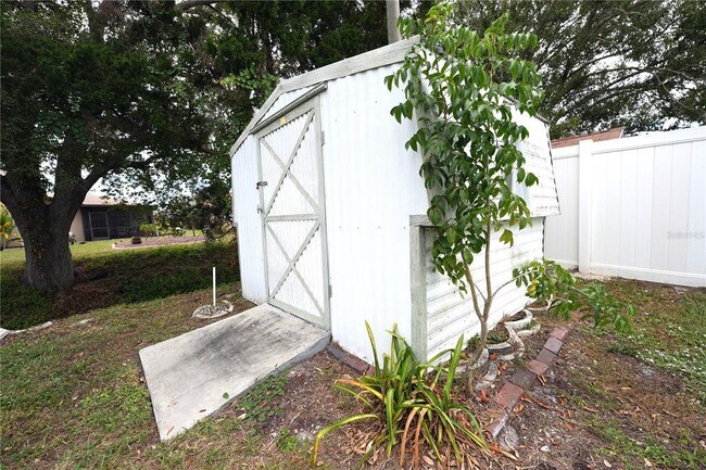 Building Photo - 391 Gulf Breeze Blvd