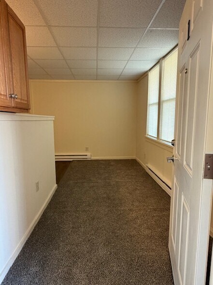 Building Photo - 156 Buffalo Ave