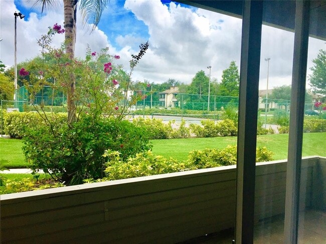 Building Photo - 10263 Gandy Blvd N